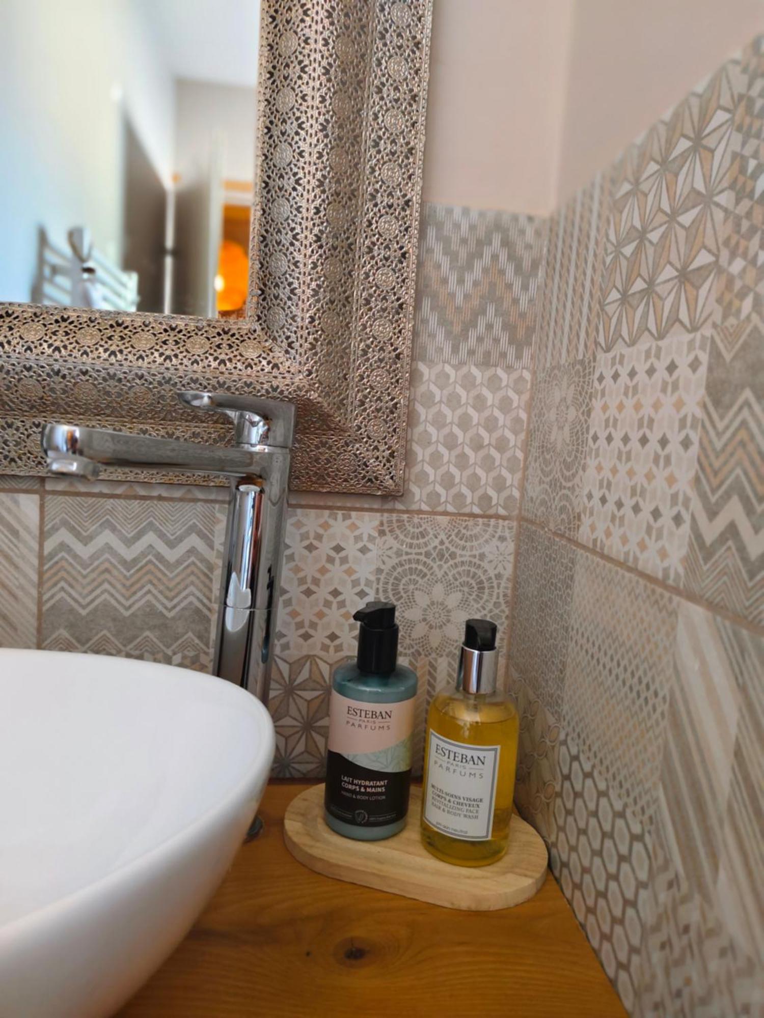 La Chabertine Bed and Breakfast Garéoult Εξωτερικό φωτογραφία